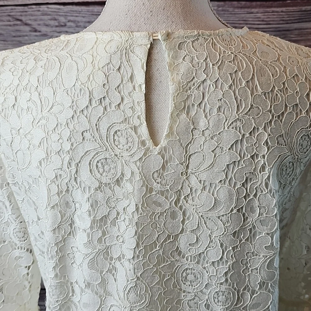 NEW H&M IVORY LACE LINED 3/4 FLARE SLEEVE PULLOVER BLOUSE